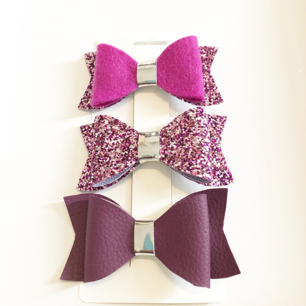 Berry glitter bows